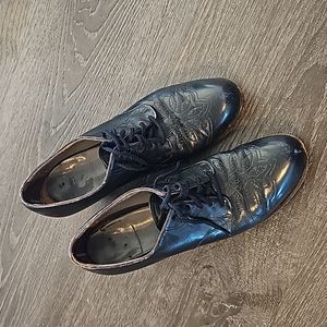 Vintage Heels *BUNDLE & SAVE! 3 ITEMS FOR $25!*